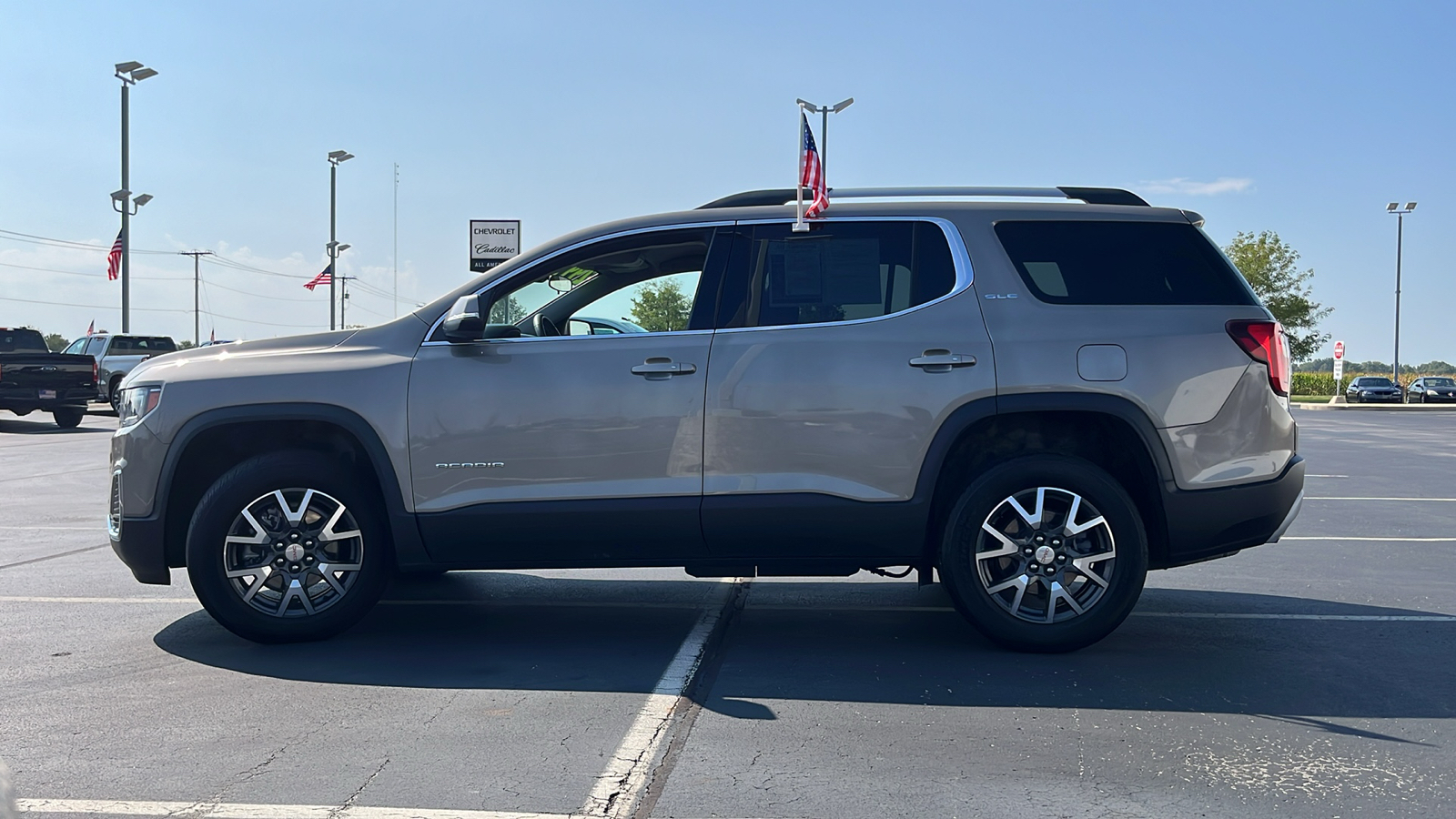 2023 GMC Acadia SLE 6