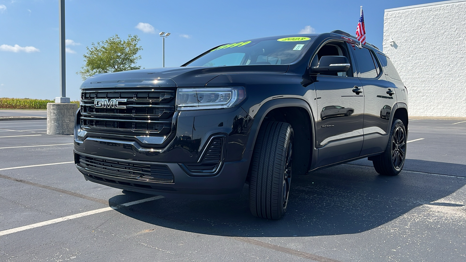 2023 GMC Acadia SLE 7