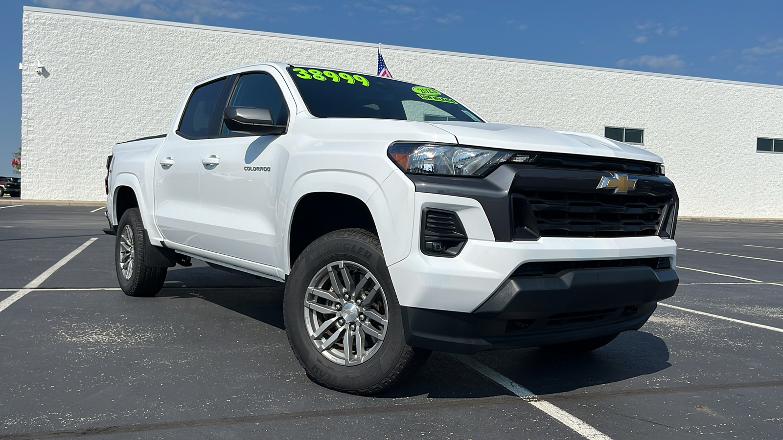 2023 Chevrolet Colorado LT 1