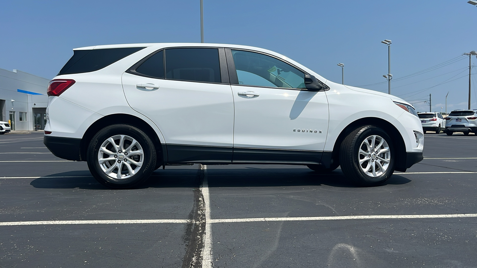 2021 Chevrolet Equinox LS 2