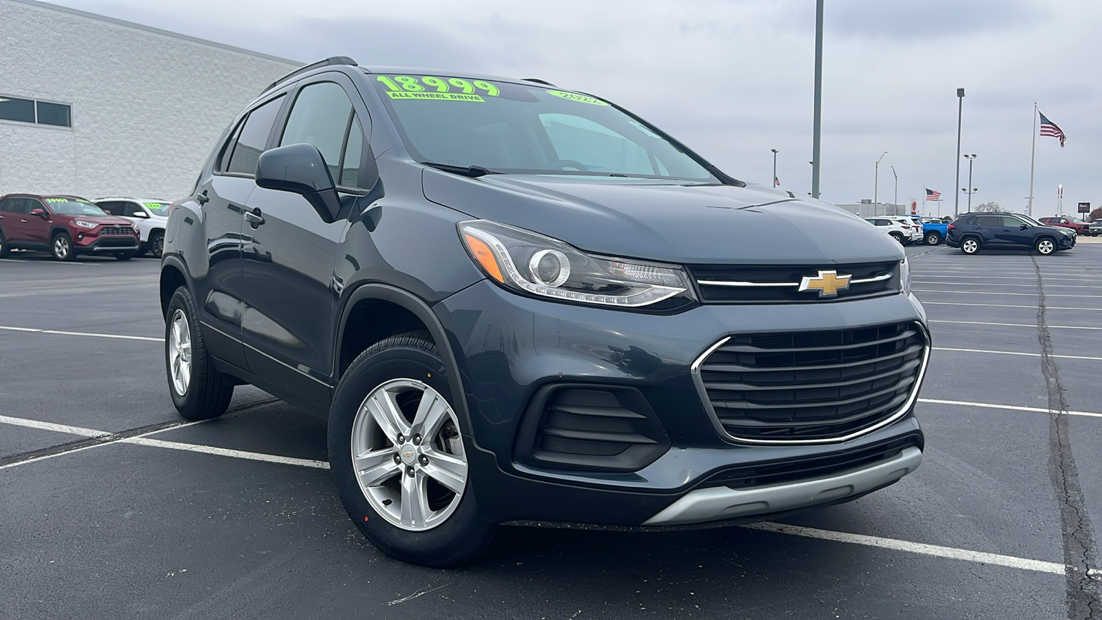 2022 Chevrolet Trax LT 1