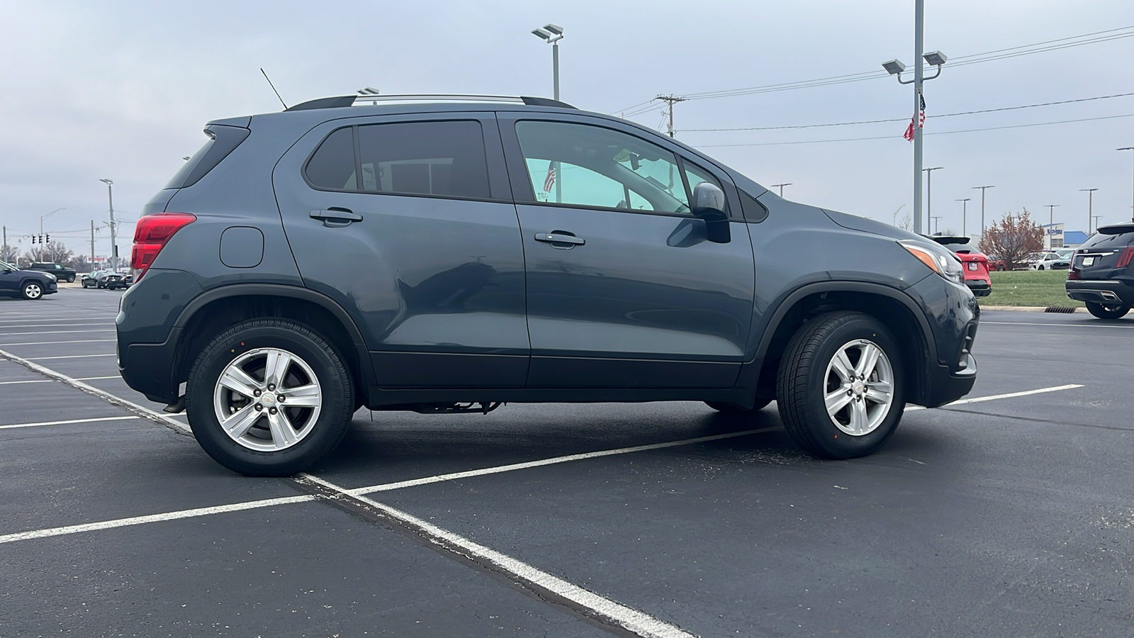 2022 Chevrolet Trax LT 2