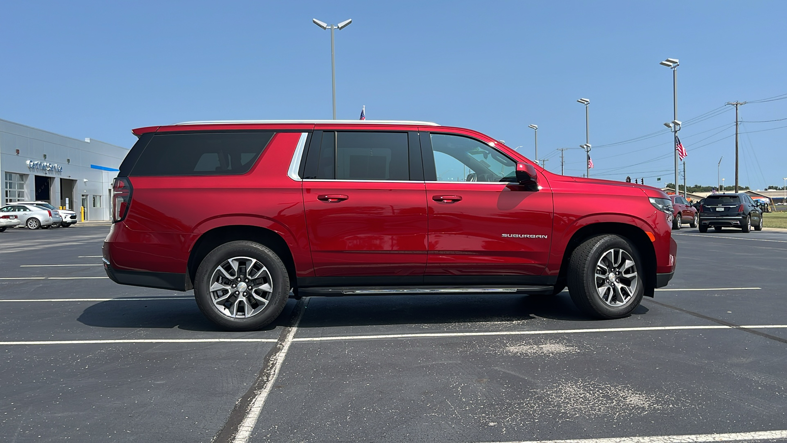 2023 Chevrolet Suburban LS 2