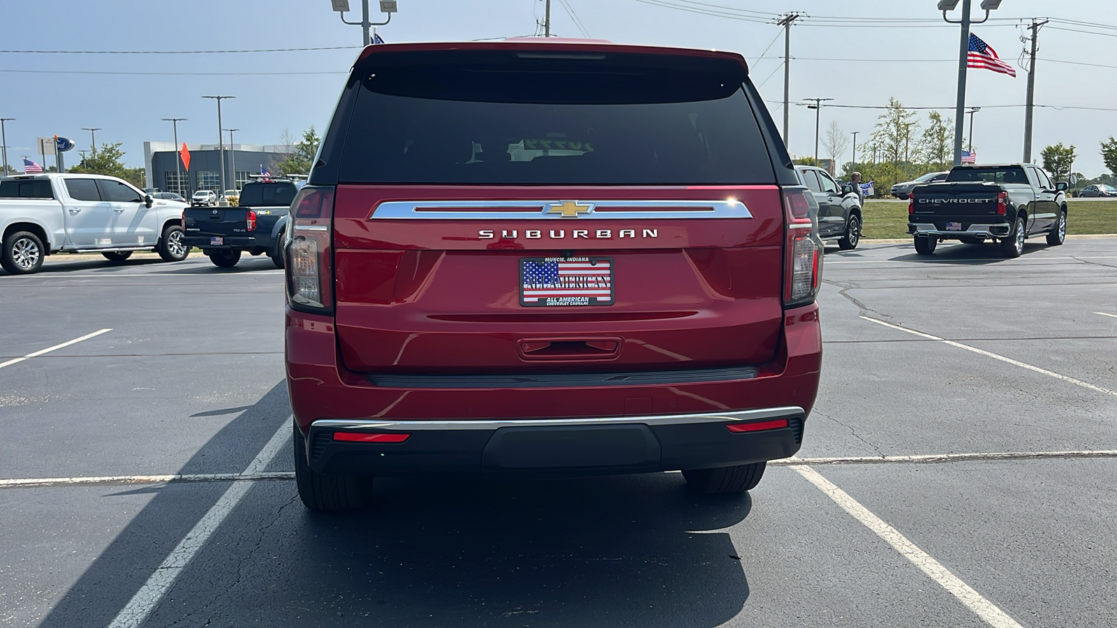 2023 Chevrolet Suburban LS 4