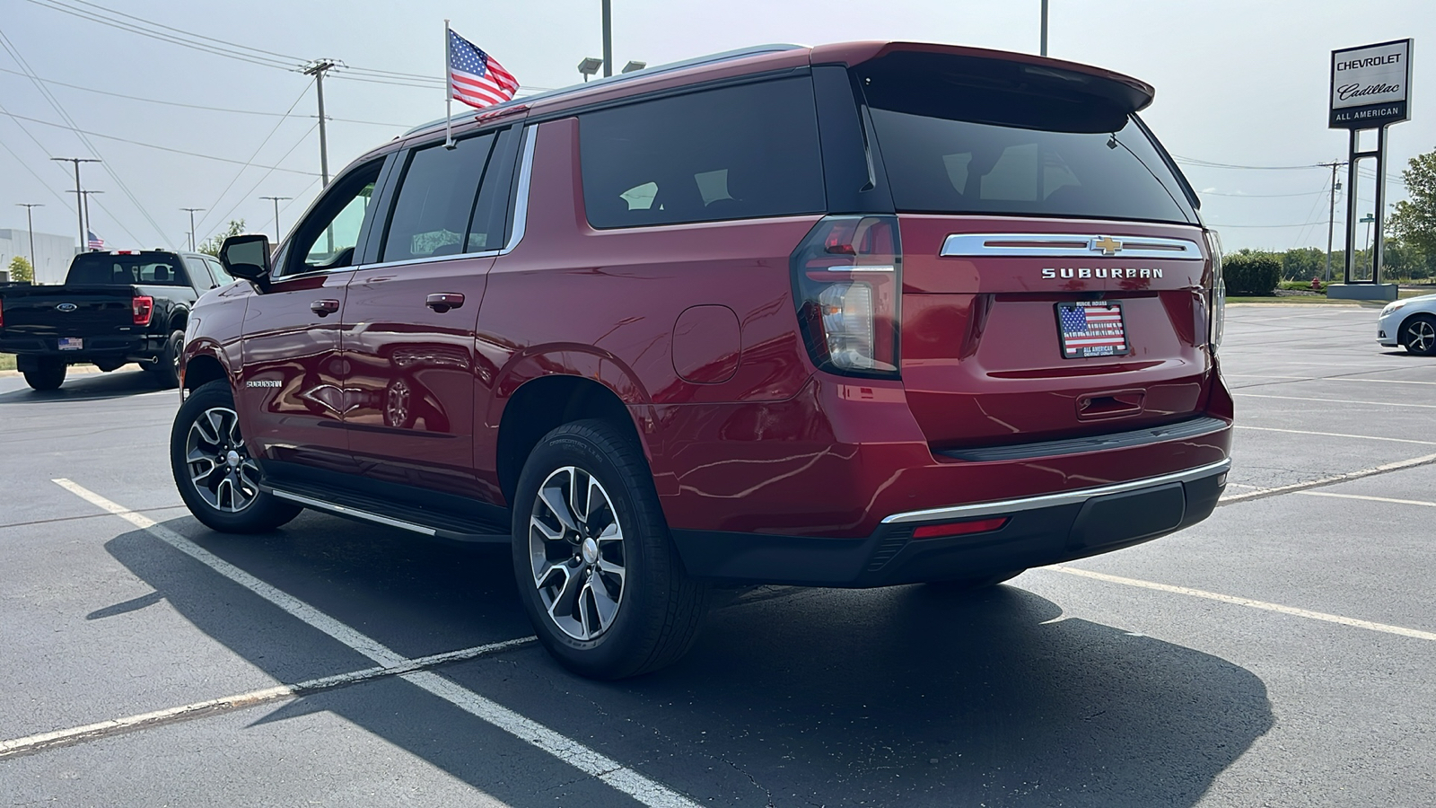 2023 Chevrolet Suburban LS 5