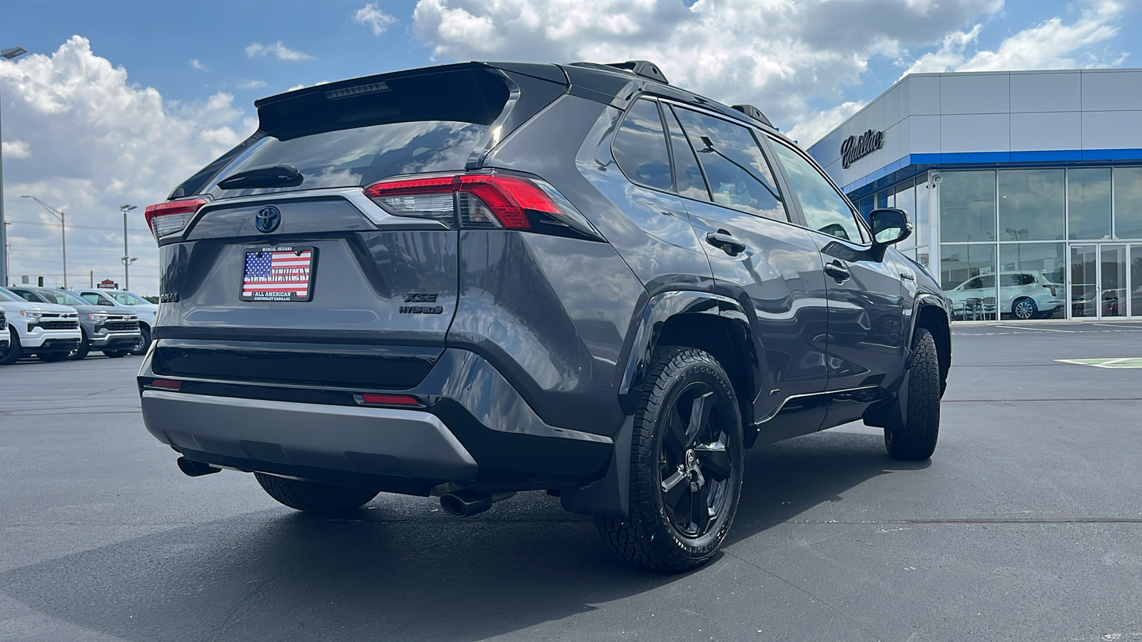 2021 Toyota RAV4 Hybrid XSE 3