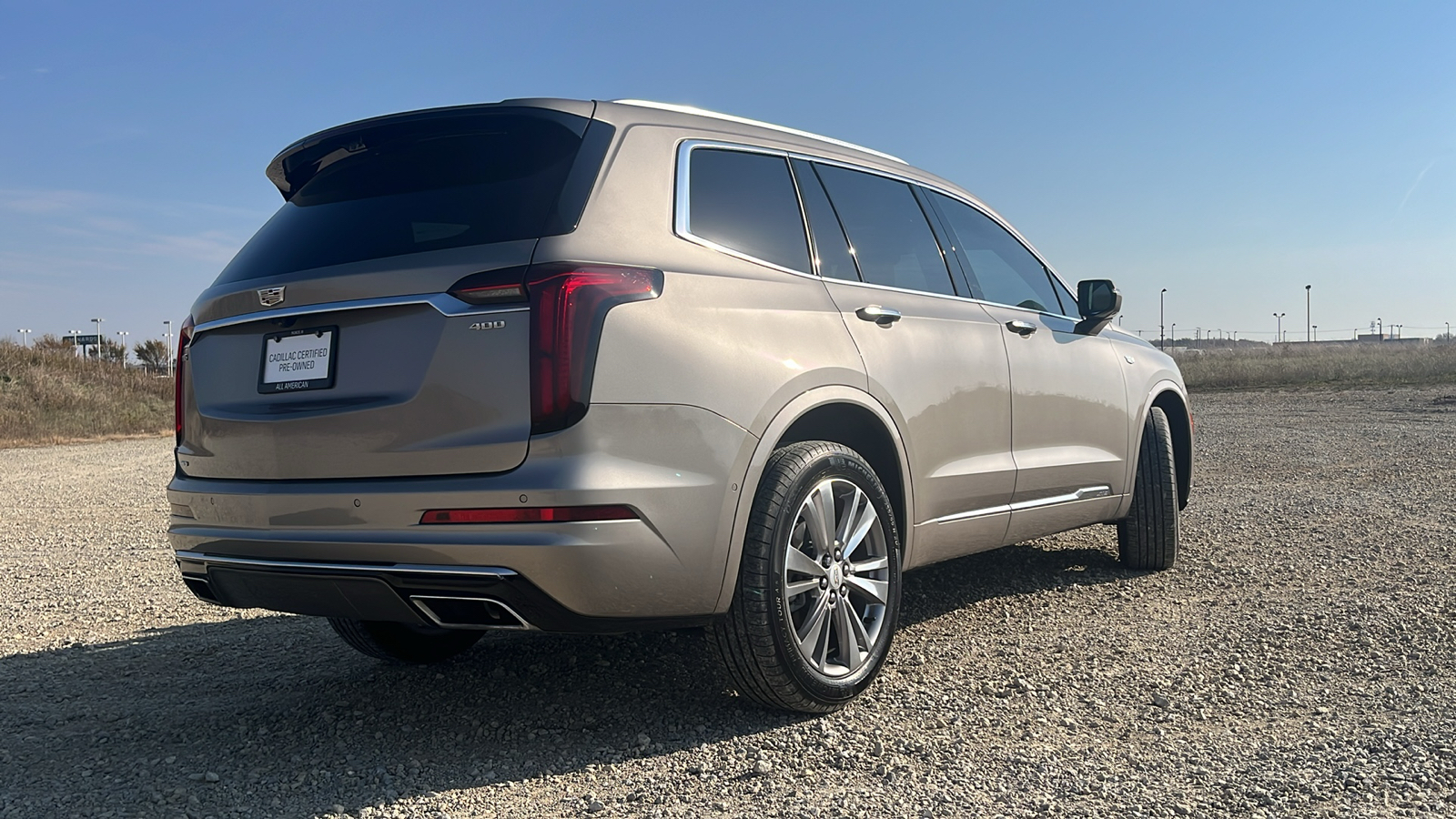 2022 Cadillac XT6 Premium Luxury 3