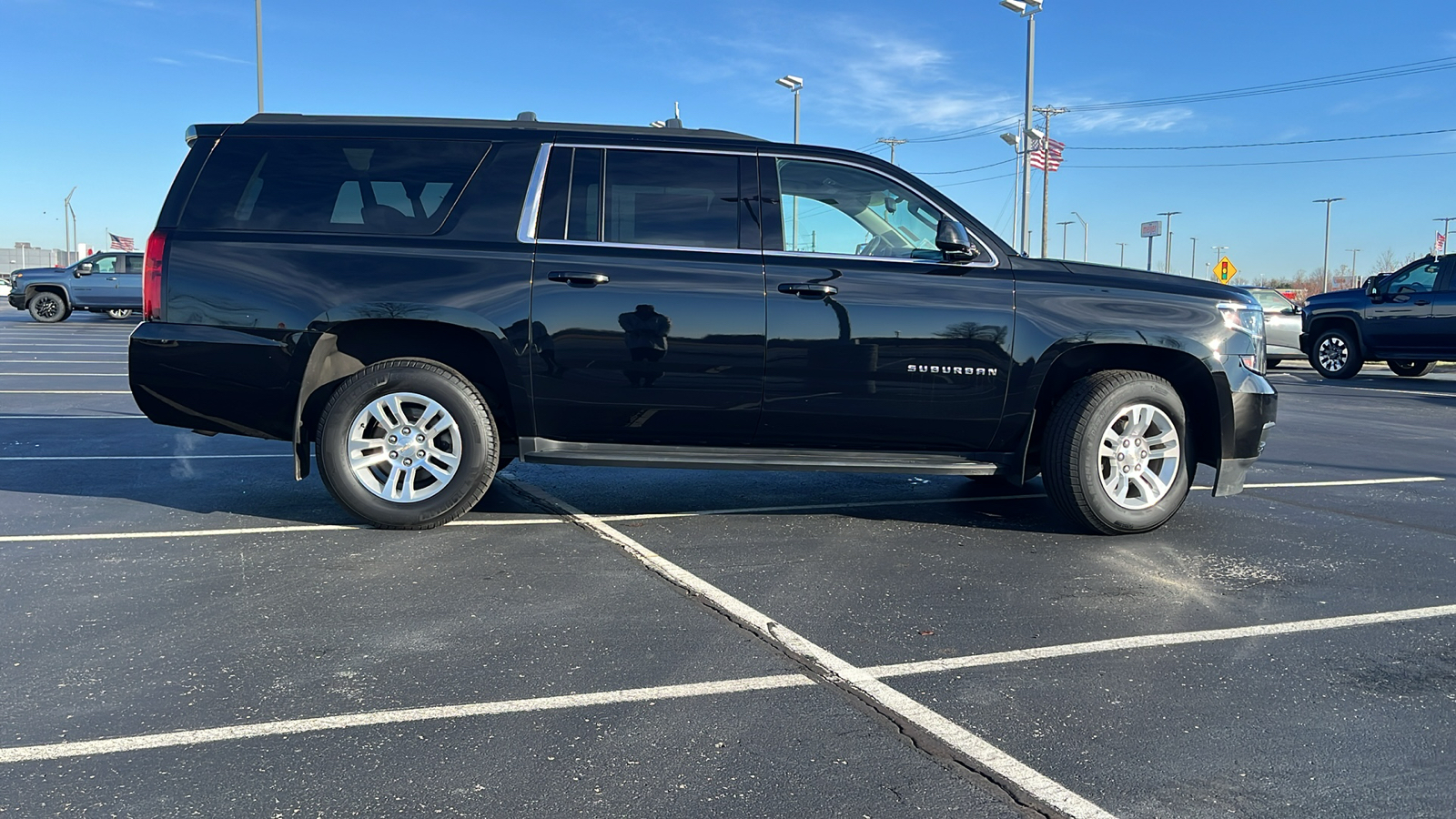 2020 Chevrolet Suburban LS 2