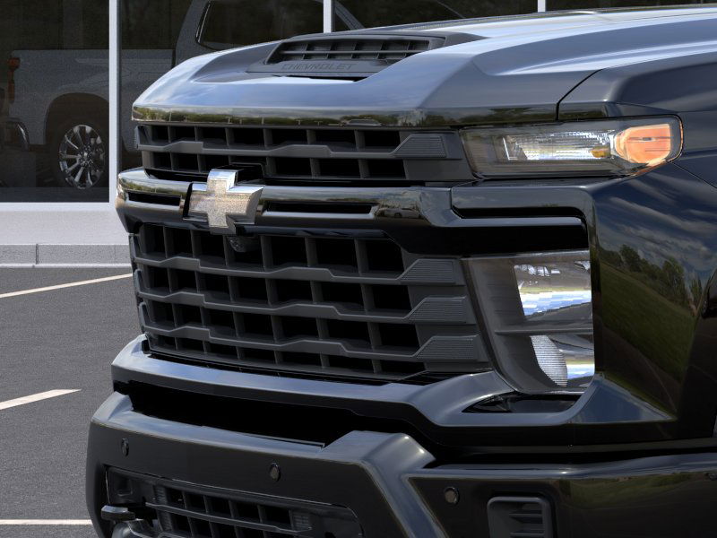 2025 Chevrolet Silverado 2500HD Custom 13