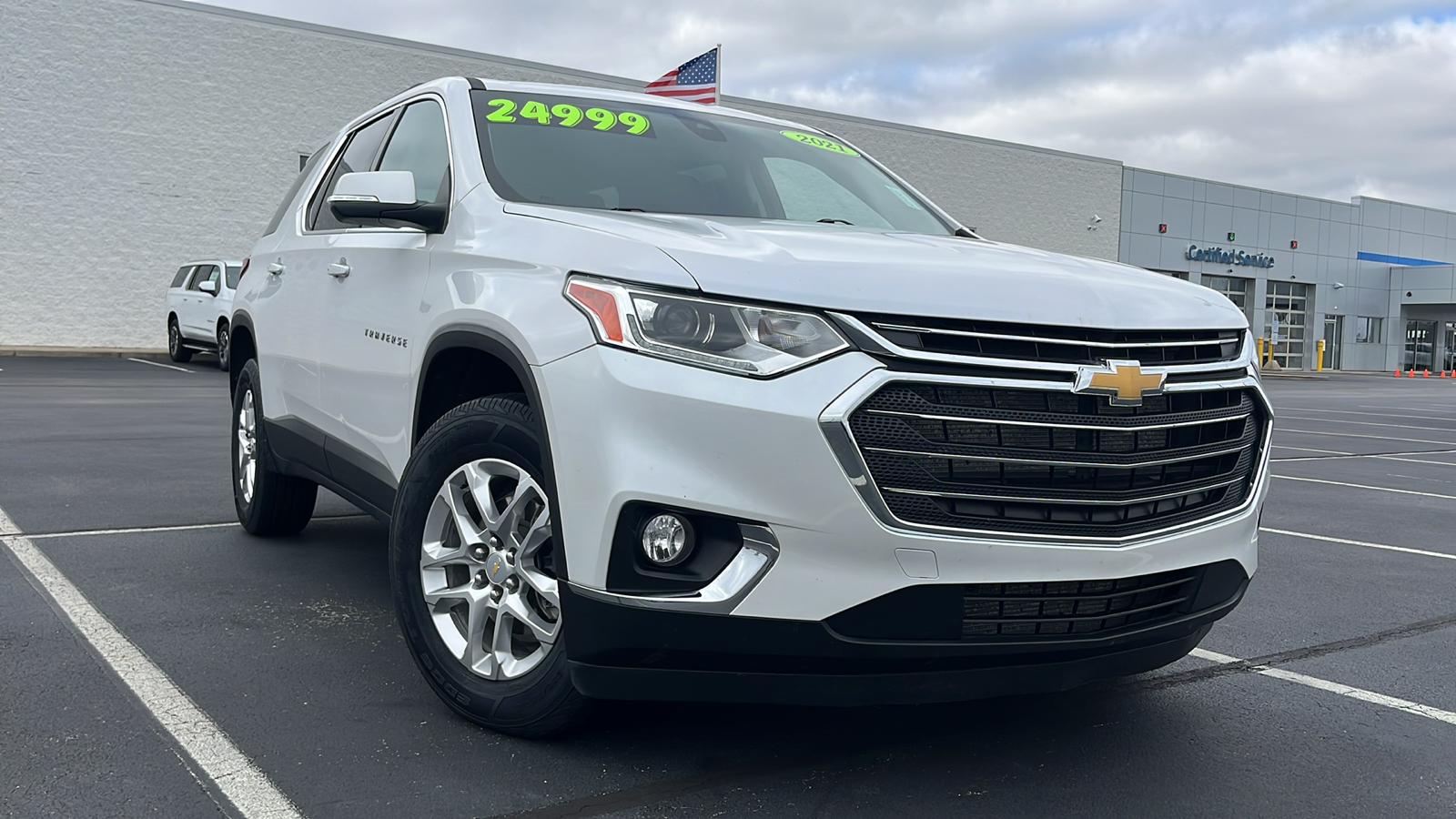 2021 Chevrolet Traverse LT 1