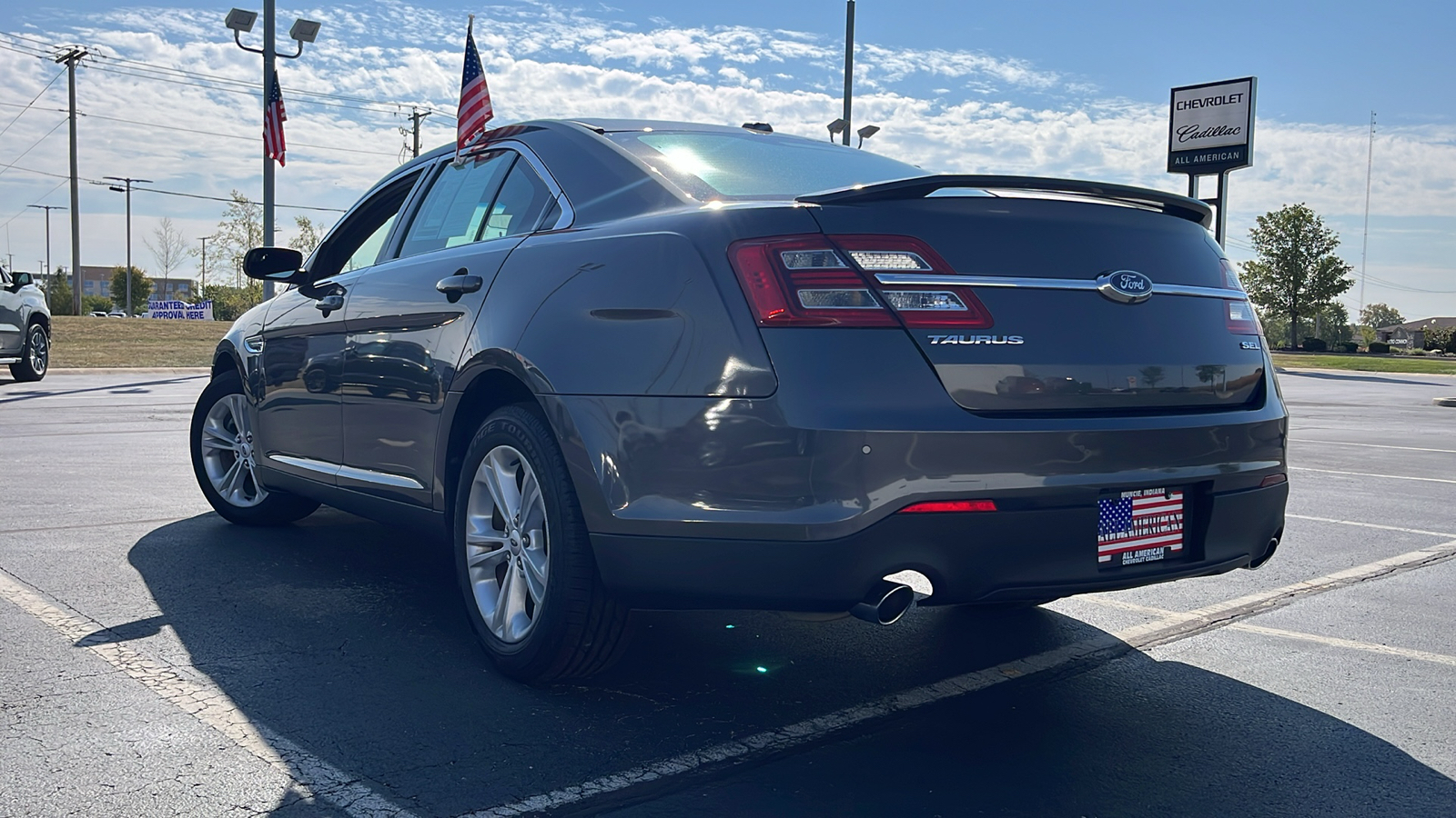 2019 Ford Taurus SEL 5