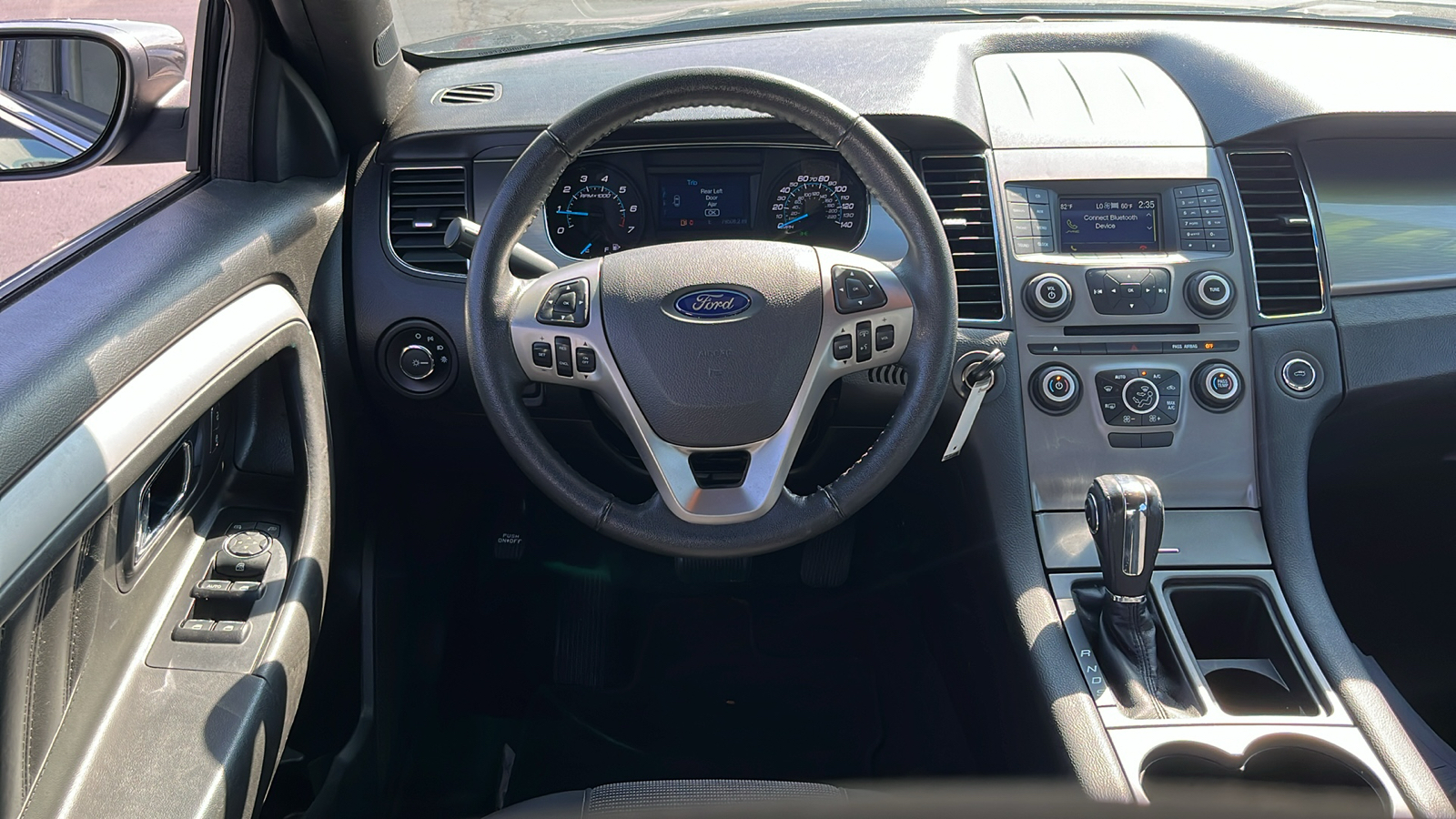 2019 Ford Taurus SEL 31