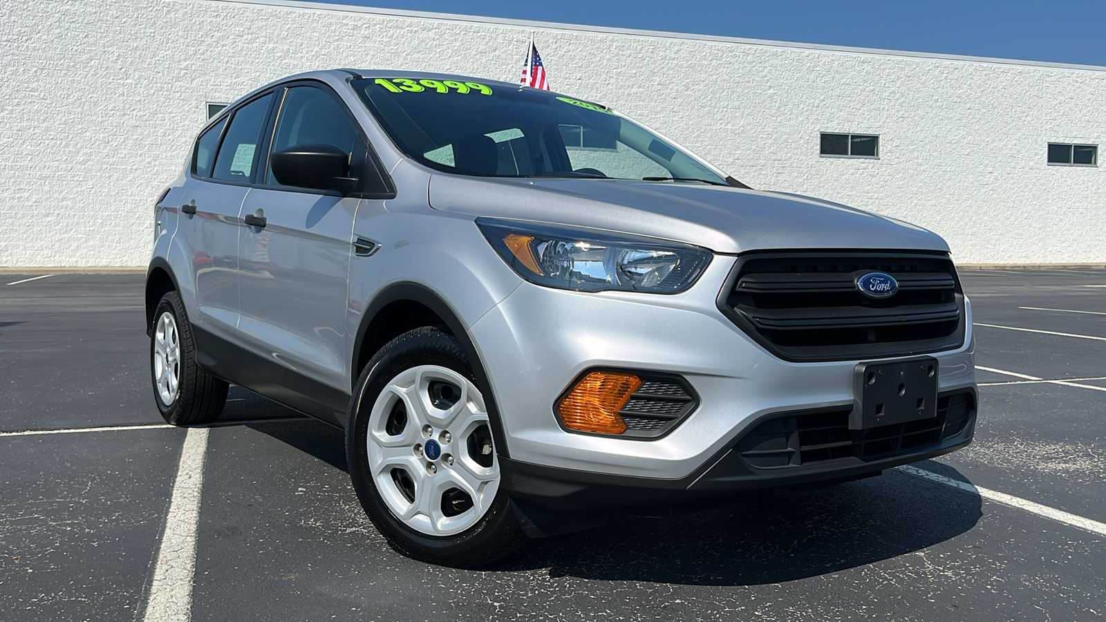 2019 Ford Escape S 1