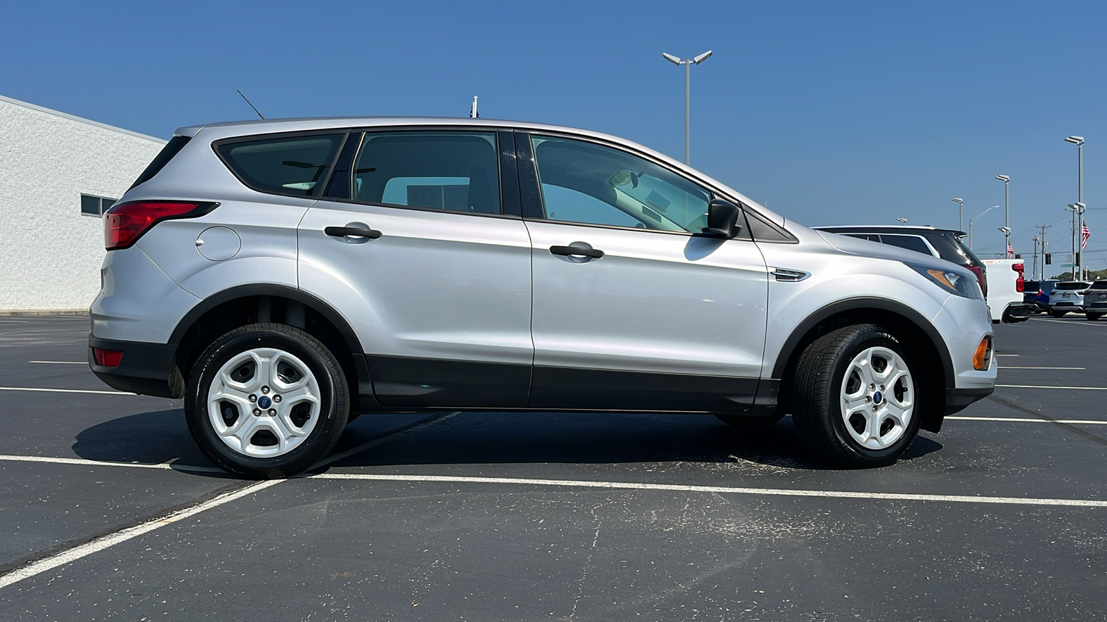 2019 Ford Escape S 2