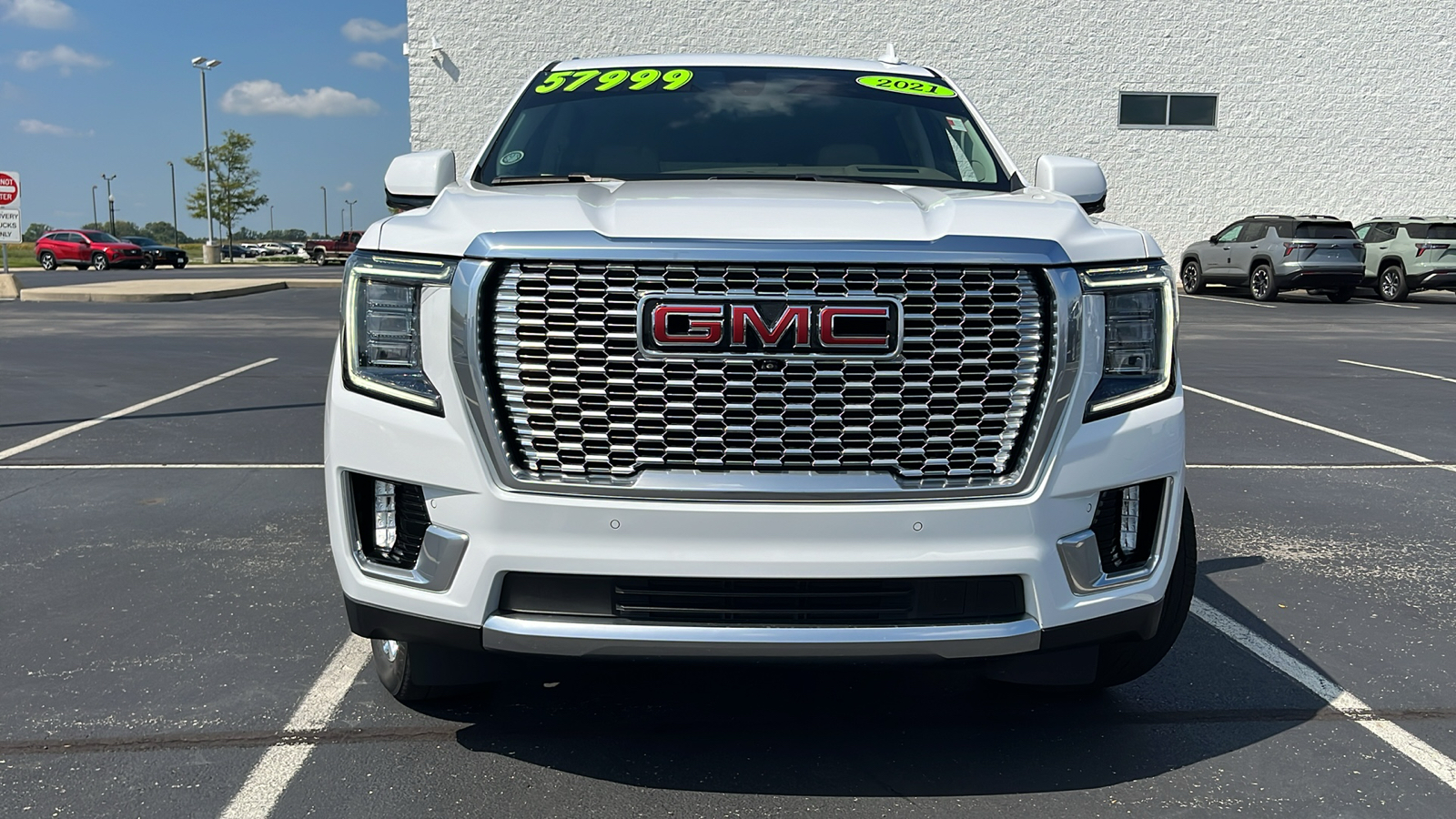 2021 GMC Yukon XL Denali 8