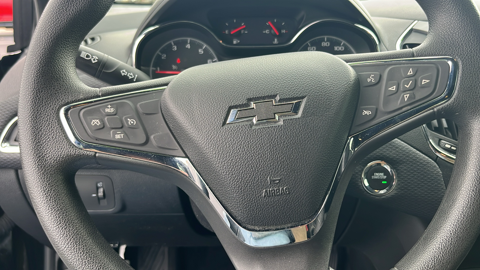 2019 Chevrolet Cruze LT 28