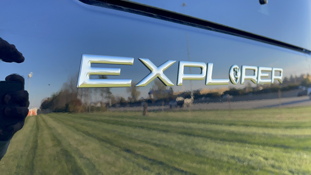 2023 Chevrolet Express 2500 Explorer Conversion Van 21