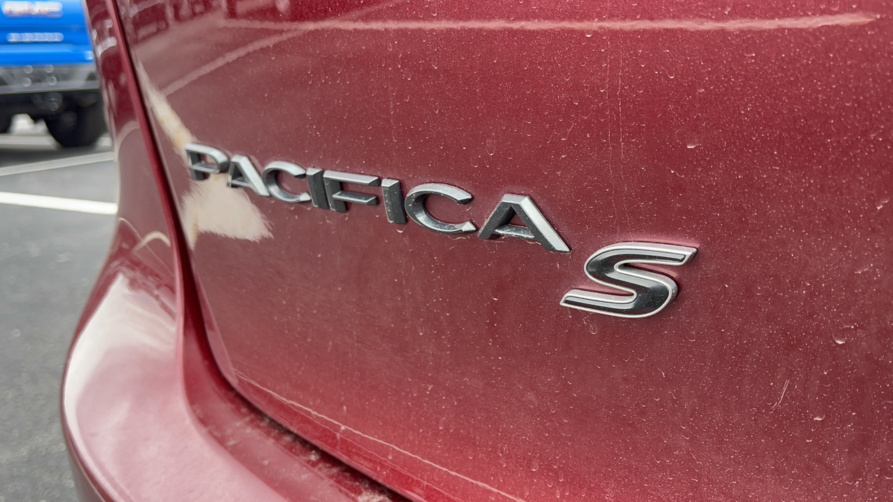 2020 Chrysler Pacifica Launch Edition 8