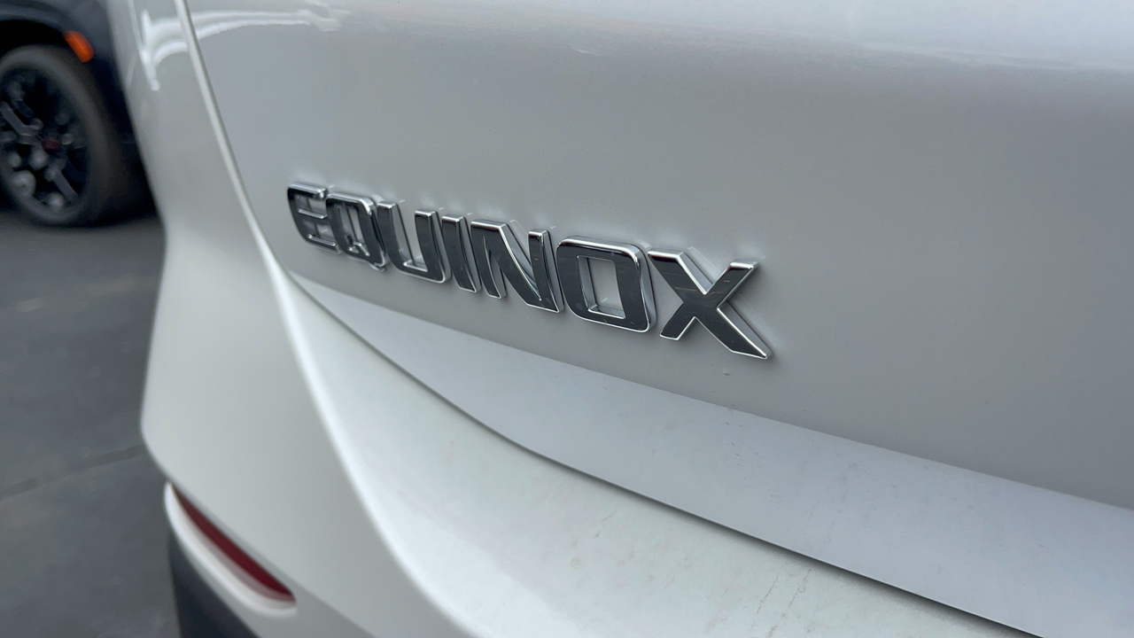 2024 Chevrolet Equinox Premier 9