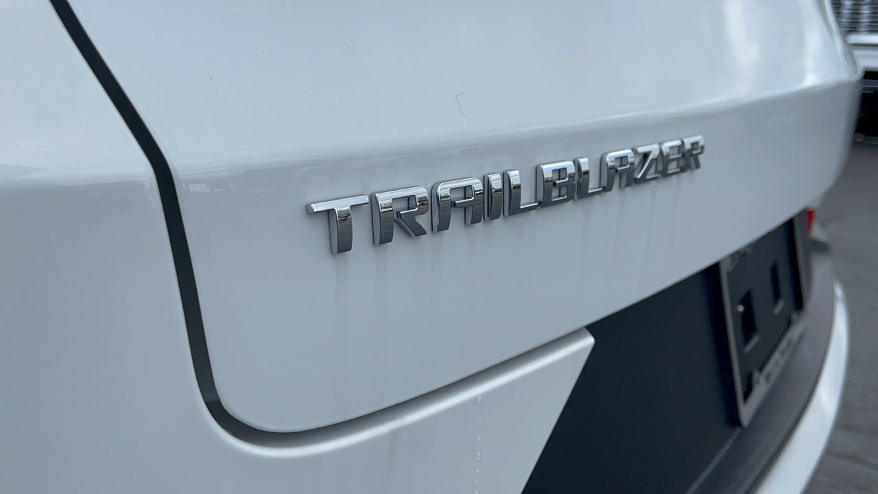 2023 Chevrolet TrailBlazer LT 7