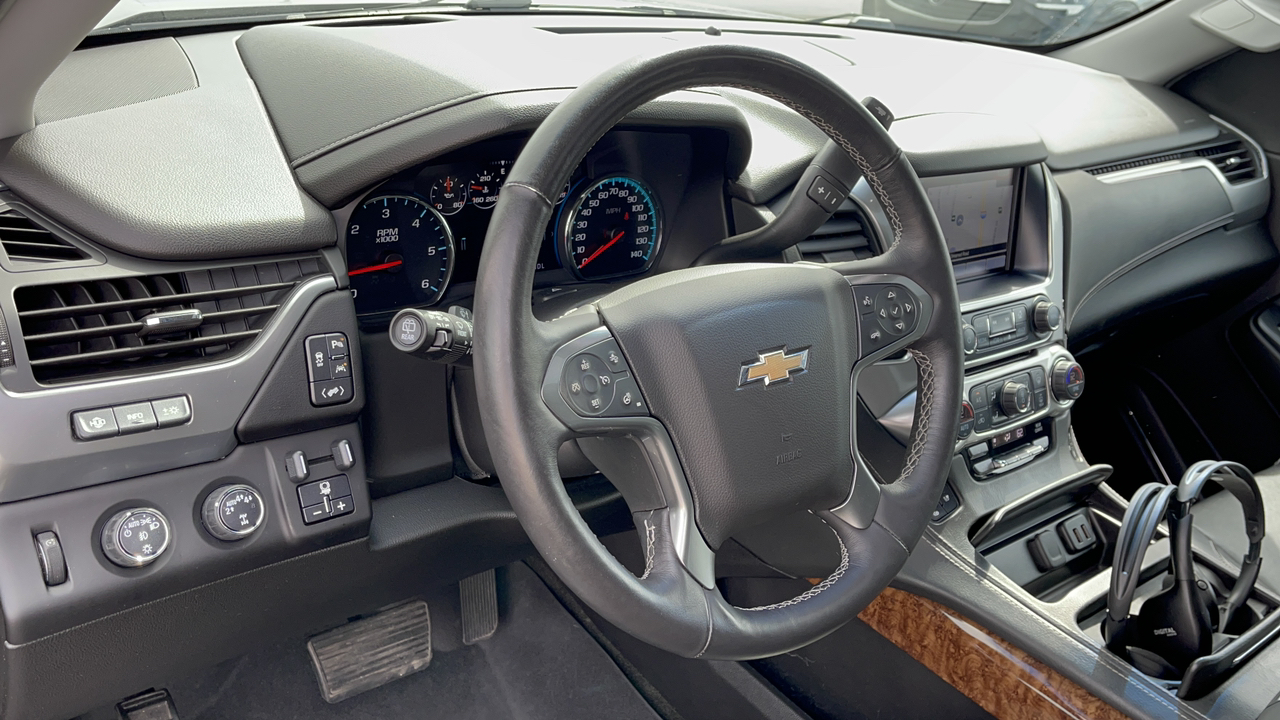 2017 Chevrolet Tahoe Premier 19