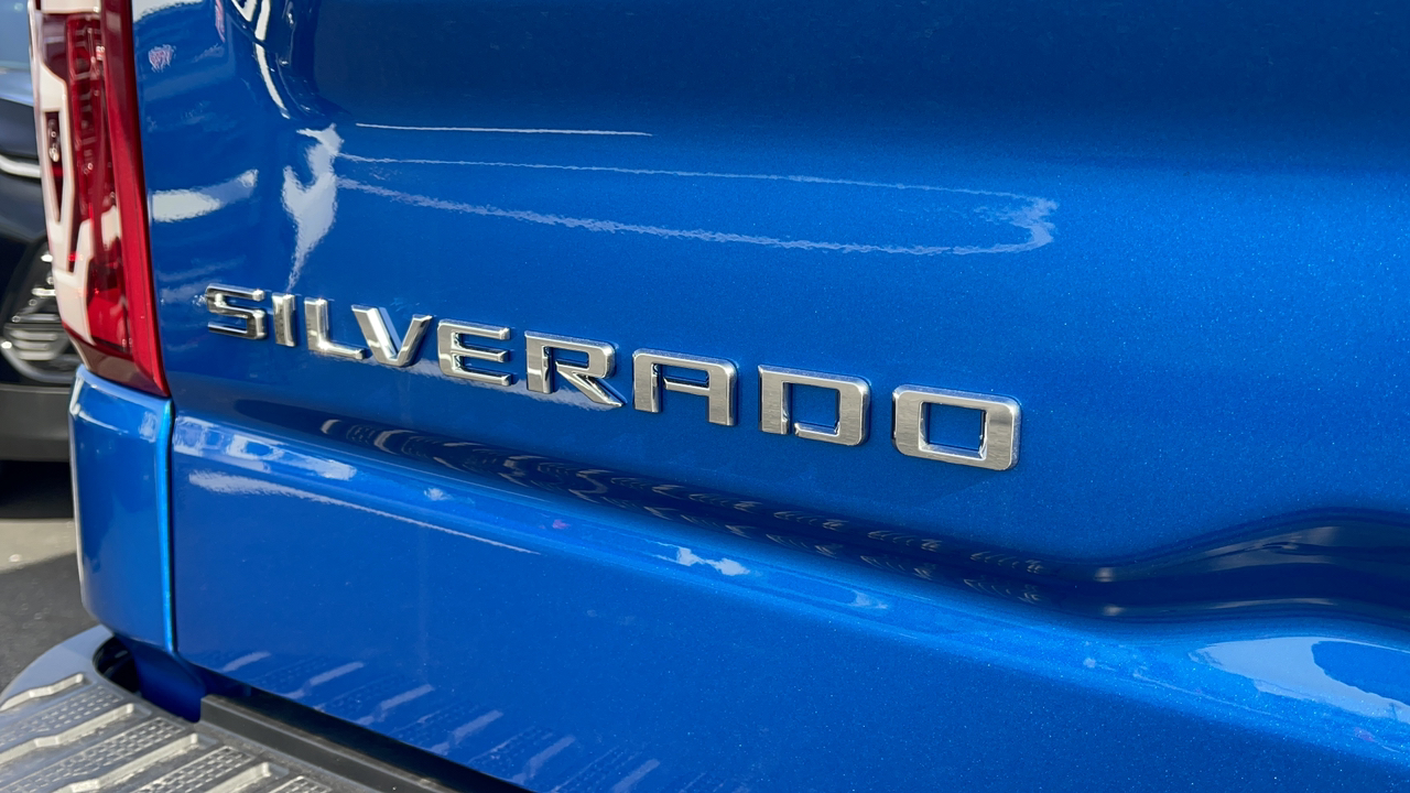 2024 Chevrolet Silverado 1500 RST 13