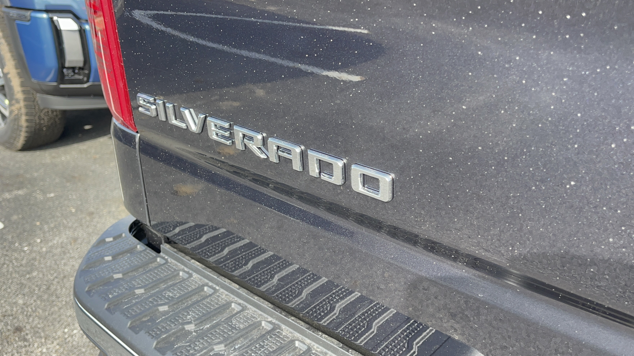 2024 Chevrolet Silverado 1500 LT 11