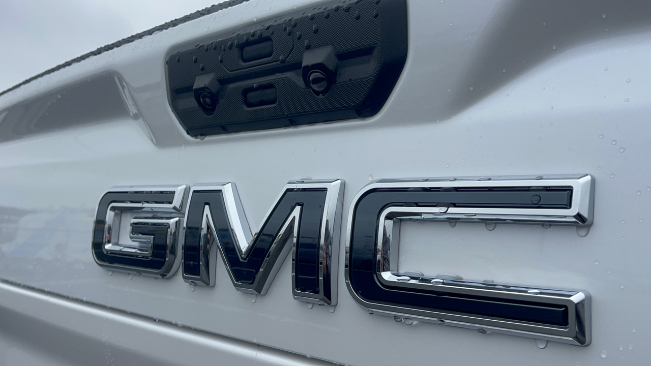 2024 GMC Sierra 3500HD Denali Ultimate 9