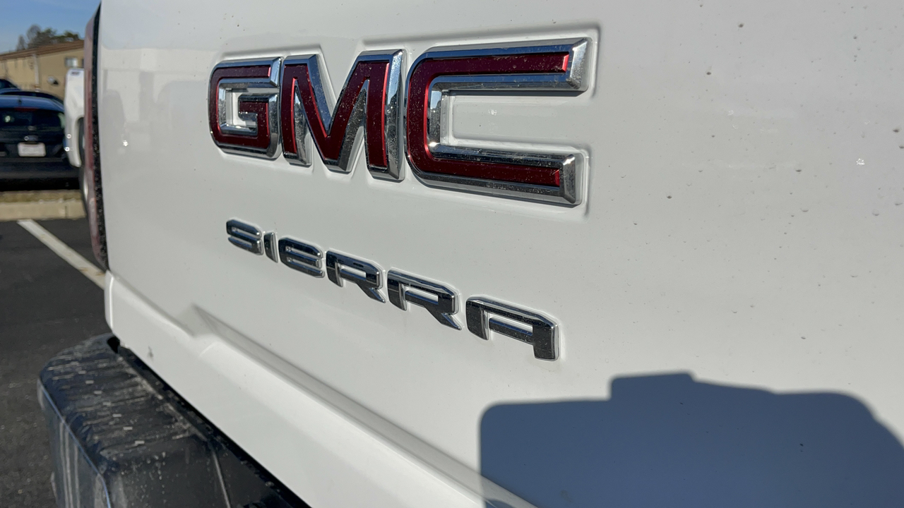 2024 GMC Sierra 2500HD Pro 10