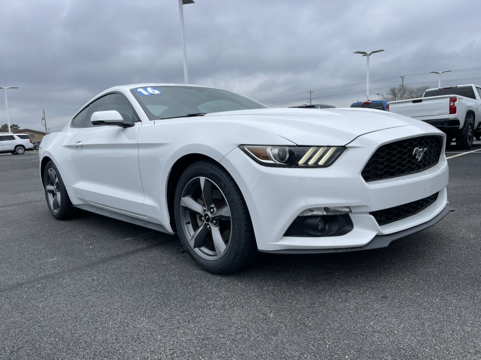 2016 Ford Mustang EcoBoost Premium 1