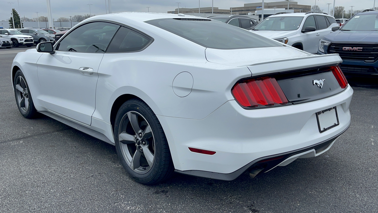 2016 Ford Mustang EcoBoost Premium 13