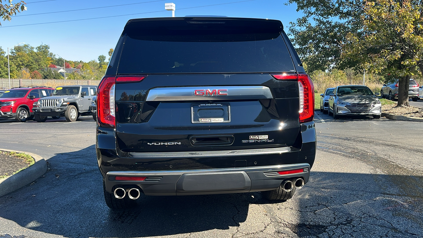 2022 GMC Yukon XL Denali 4