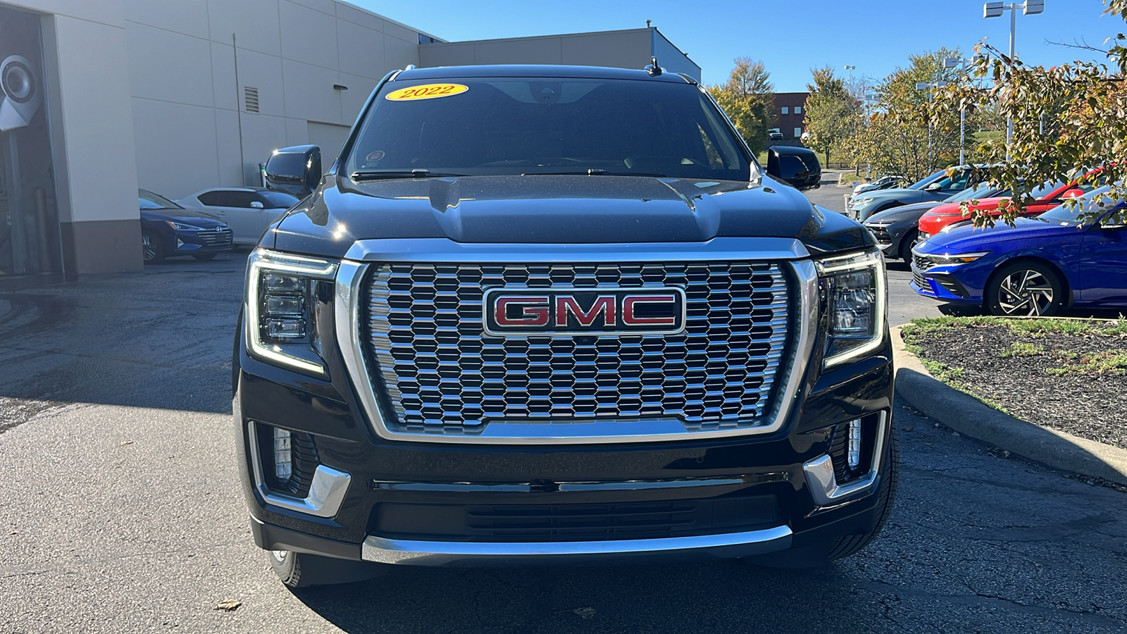 2022 GMC Yukon XL Denali 9