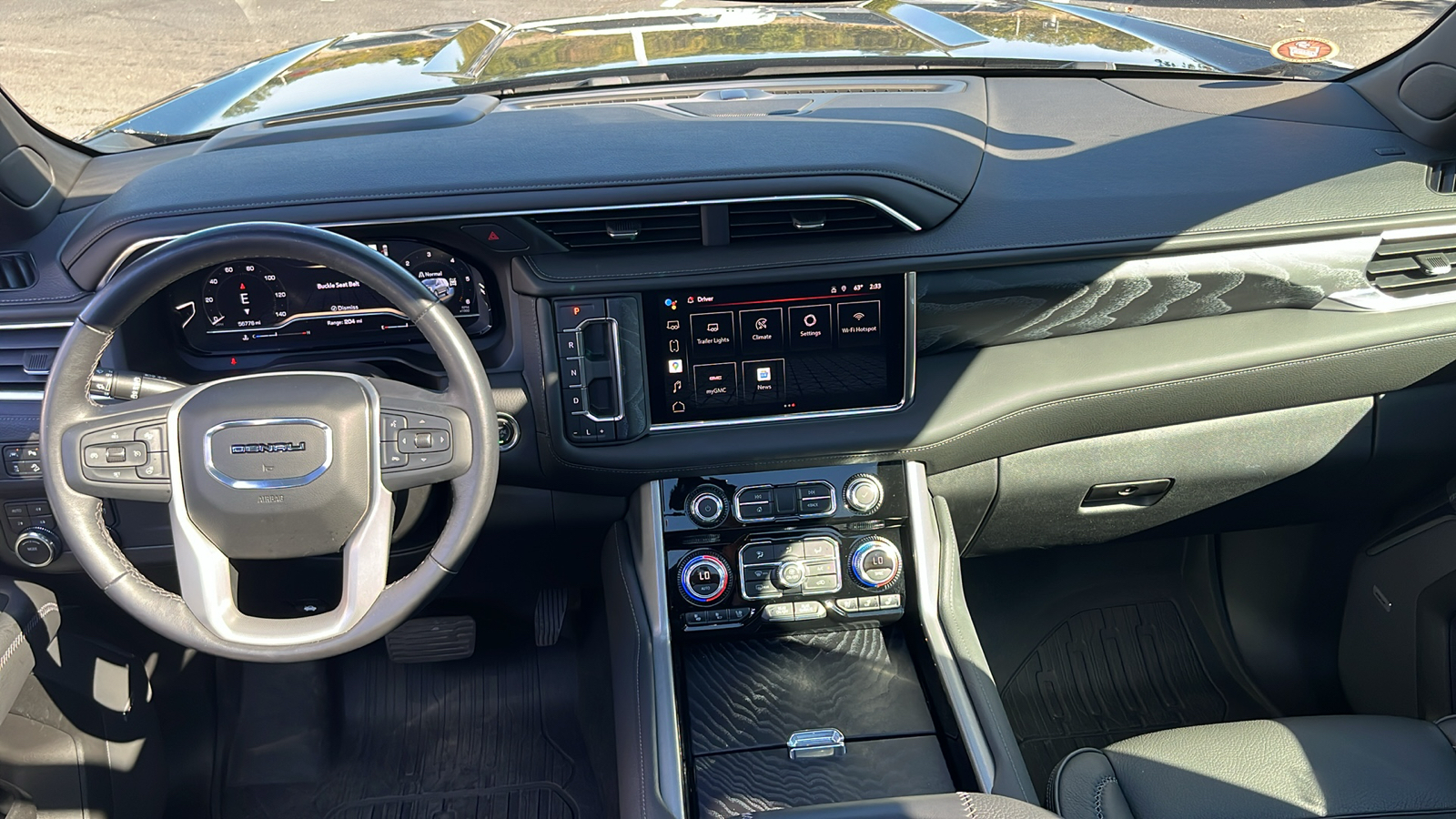 2022 GMC Yukon XL Denali 35