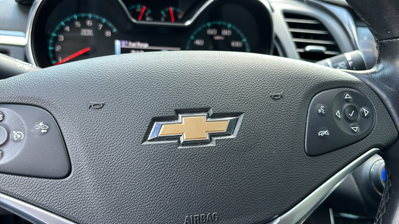 2014 Chevrolet Impala LTZ 21