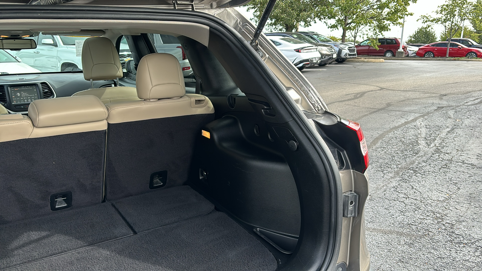 2018 Jeep Cherokee Limited 39