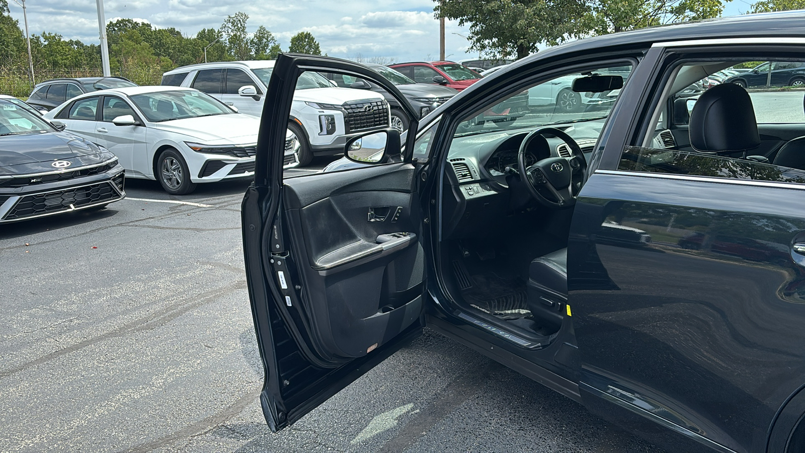 2014 Toyota Venza XLE 11