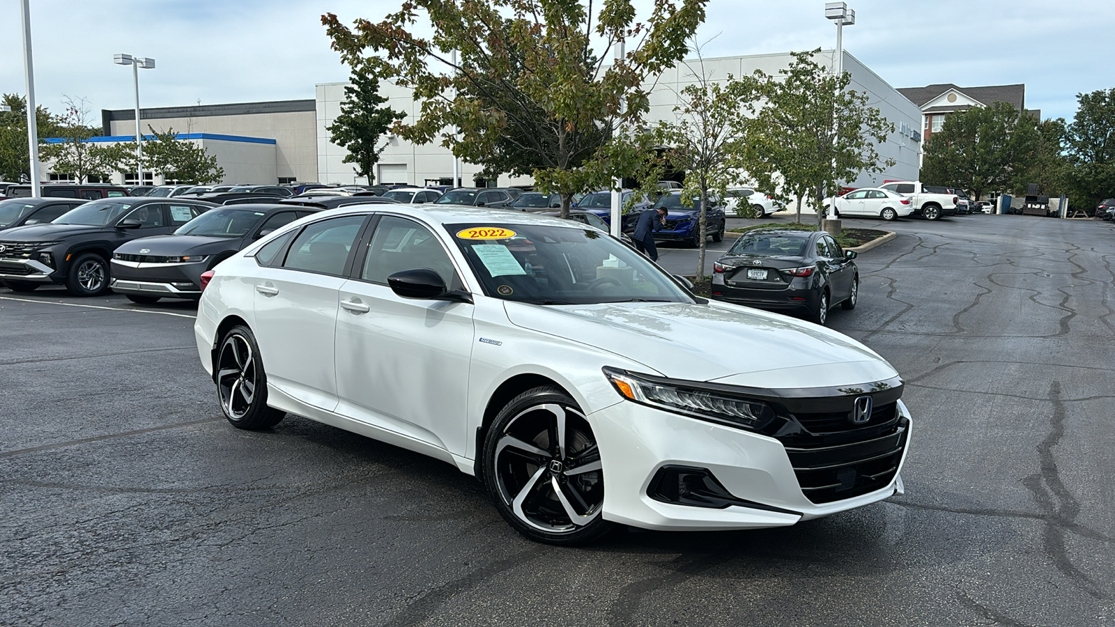 2022 Honda Accord Hybrid Sport 1