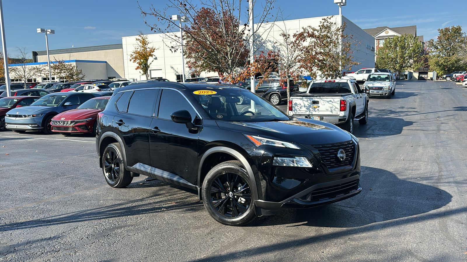 2023 Nissan Rogue SV 1