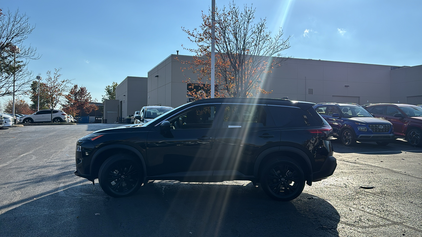 2023 Nissan Rogue SV 4