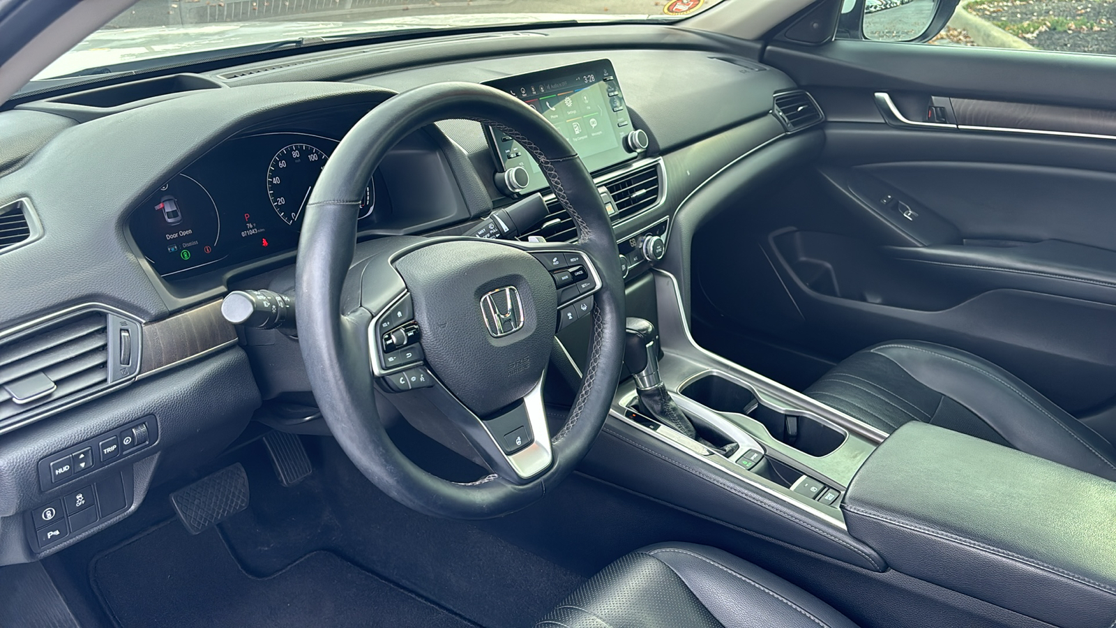 2018 Honda Accord Touring 25