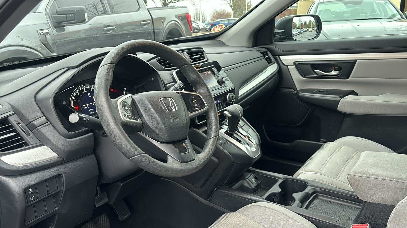 2017 Honda CR-V LX 28