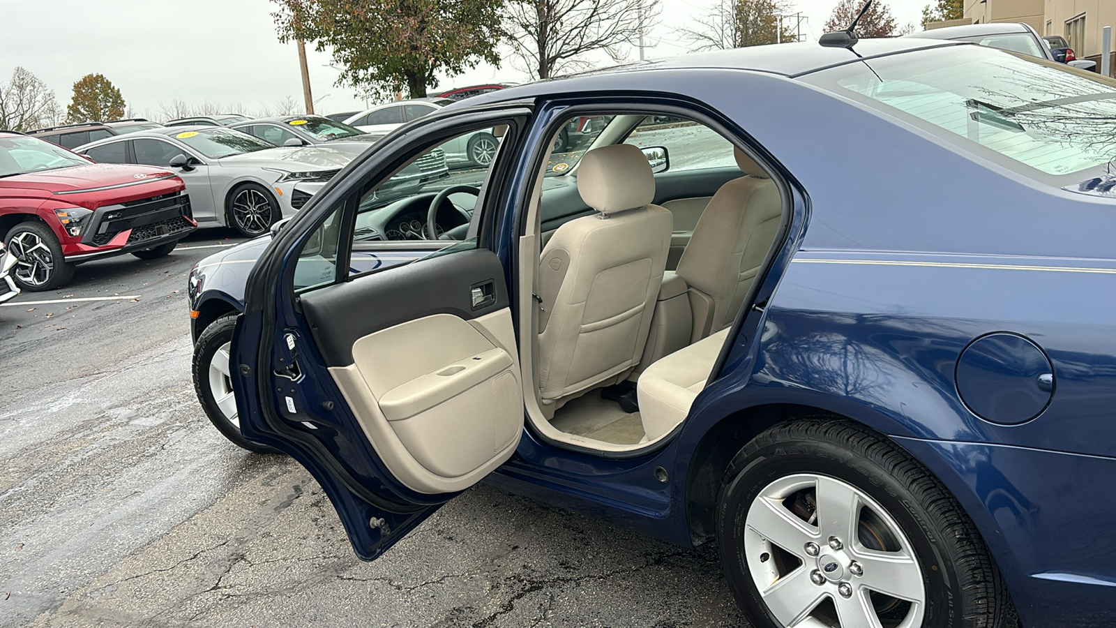 2007 Ford Fusion SE 28