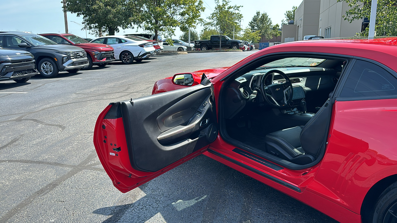 2015 Chevrolet Camaro 2LT 11