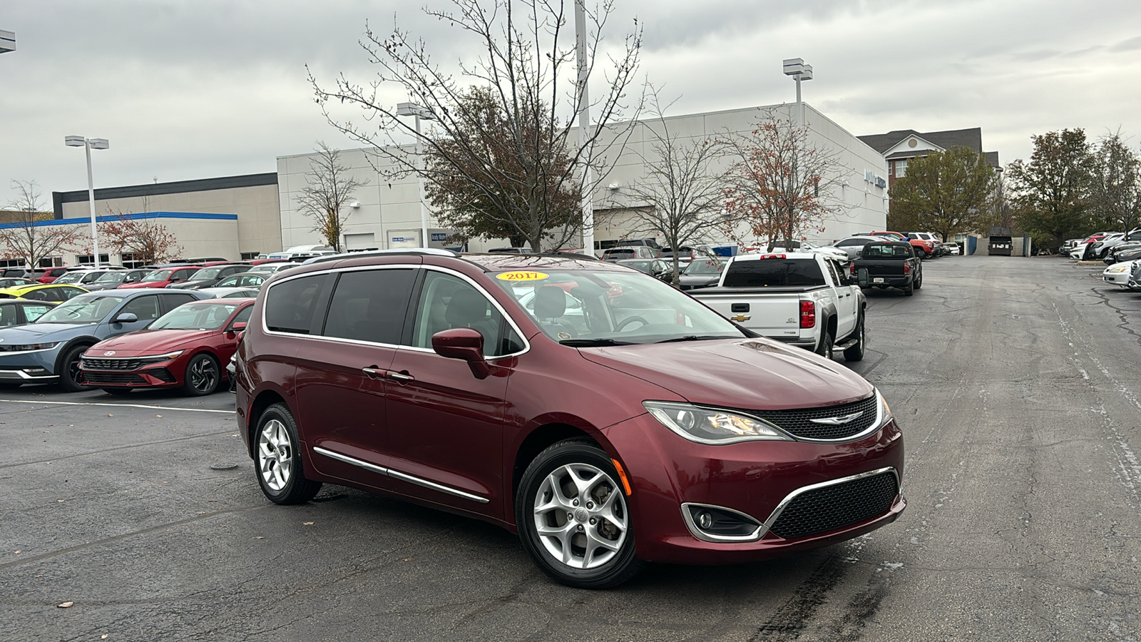 2017 Chrysler Pacifica Touring L Plus 1