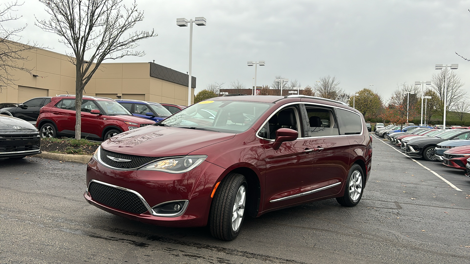 2017 Chrysler Pacifica Touring L Plus 3