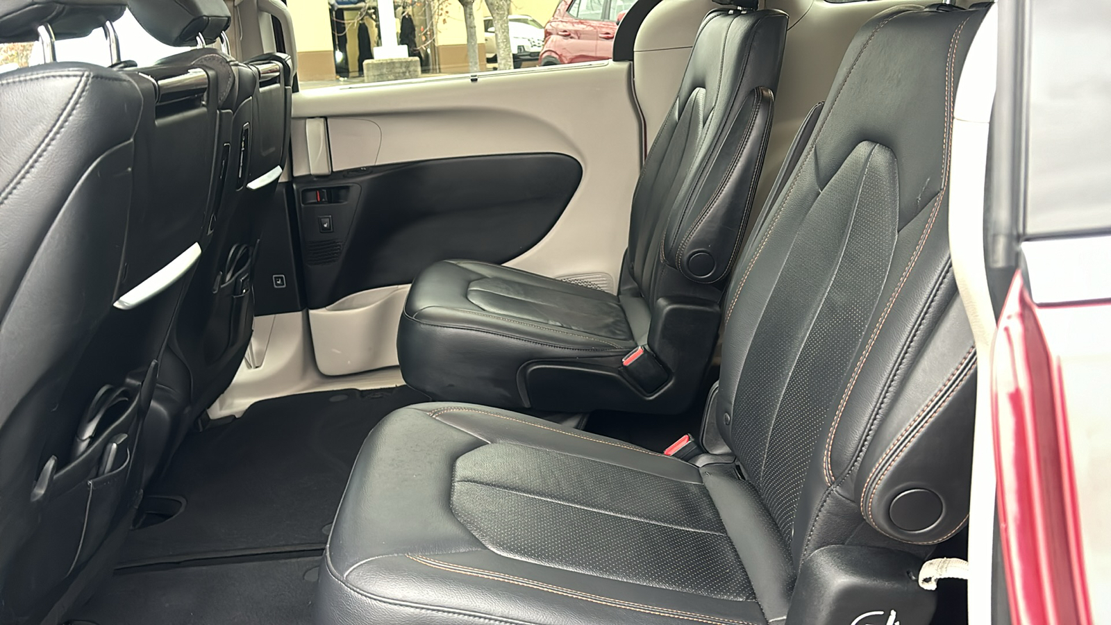 2017 Chrysler Pacifica Touring L Plus 30