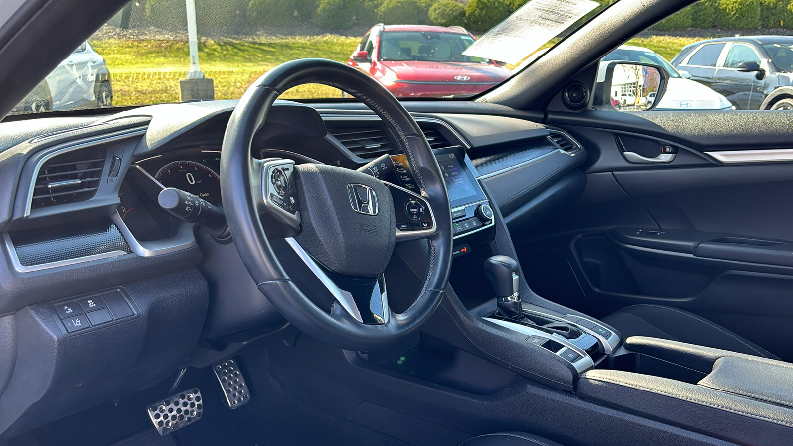 2020 Honda Civic Sport 32