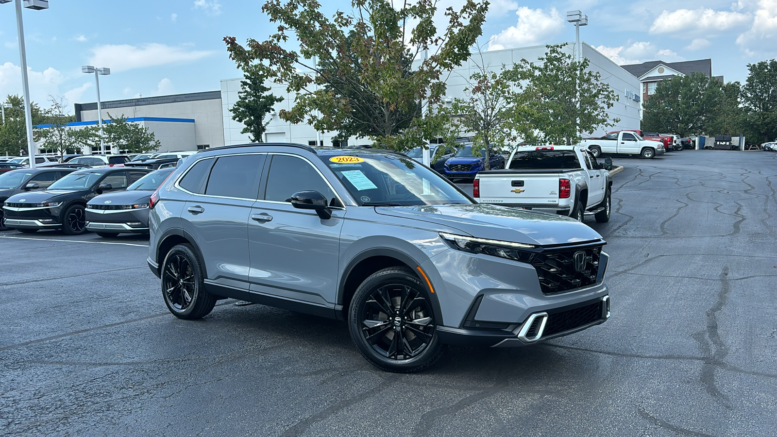 2023 Honda CR-V Hybrid Sport Touring 1