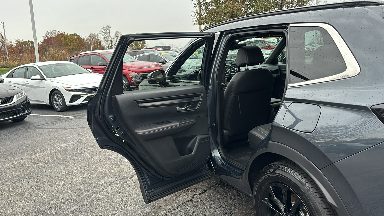 2024 Honda CR-V Hybrid Sport-L 31